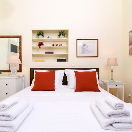 Classy Apartment In The Heart Of Ateny Zewnętrze zdjęcie